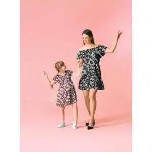 Jersey Modal Apfelblüten auf hellem bordeaux Tencel™