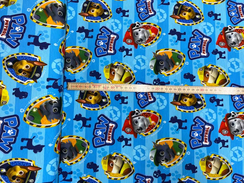Jersey Paw Patrol Hundeköpfe Hintergr. streifen